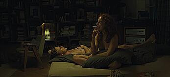 Actress - Alina Tomnikov, Anu Sinisalo, Anne Ratte-Polle: Movie - Funeral for a Dog